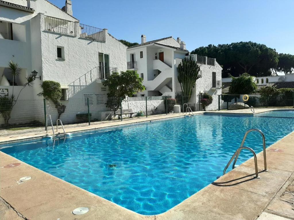 Apartamento En Benamara Gardens Διαμέρισμα Εστεπόνα Εξωτερικό φωτογραφία